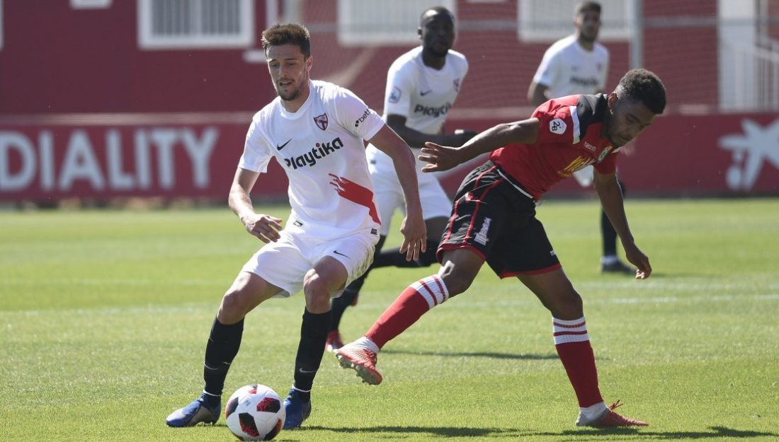 Genaro, la perla del Sevilla Atlético que debuta en Europa - AionSur