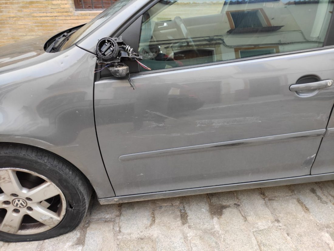 AionSur: Noticias de Sevilla, sus Comarcas y Andalucía ce99329b-ad94-461b-a90e-9dcb15ba96a4-min Buscan en Arahal un Volkswagen negro por darse a la fuga tras golpear y dañar un coche Arahal destacado AionSur: Noticias de Sevilla, sus Comarcas y Andalucía ce99329b-ad94-461b-a90e-9dcb15ba96a4-min Buscan en Arahal un Volkswagen negro por darse a la fuga tras golpear y dañar un coche Arahal destacado