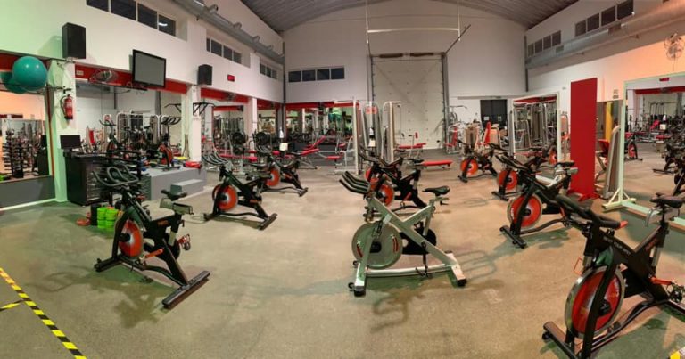 La Puebla de Cazalla recupera la actividad de su gimnasio con estrictas medidas de protección contra la covid