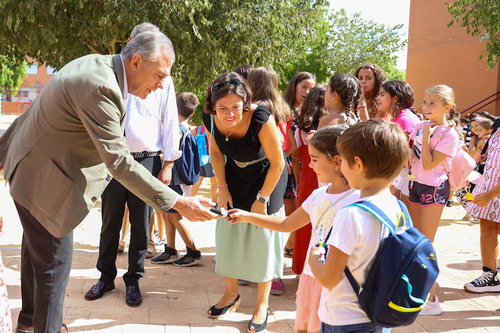 Internados En Sevilla 】 Colegios, Precios, Cursos Y Más